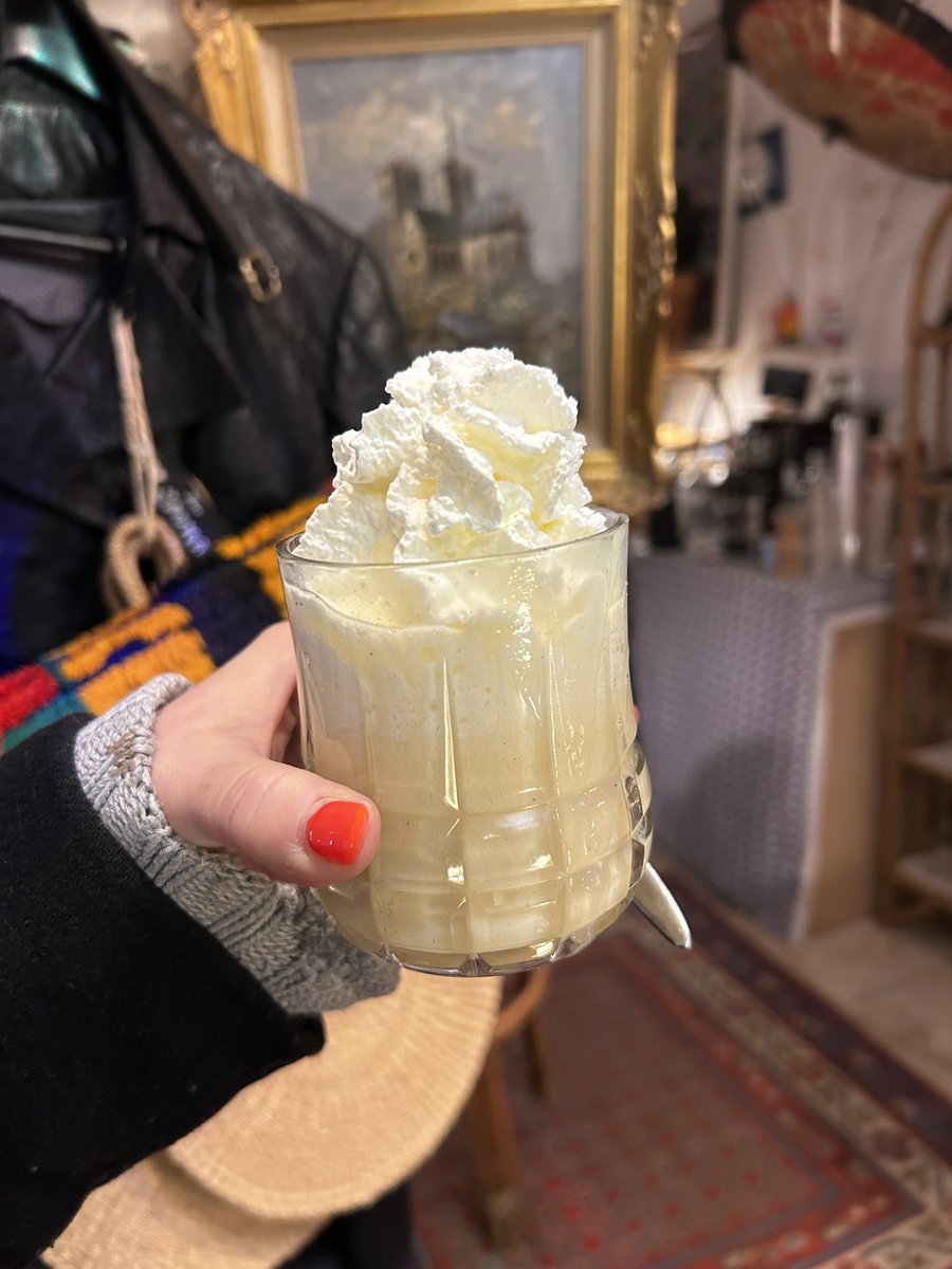 Maria the Kioskqueen aus dem großen ANNENVERSUM tweet media