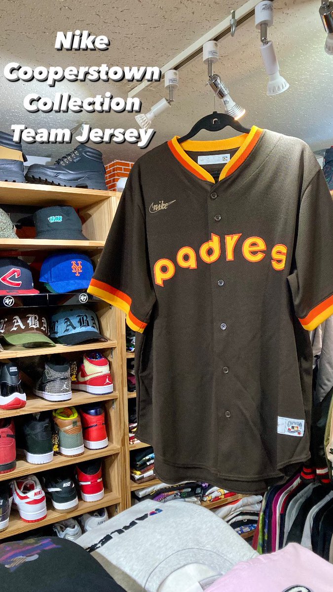 65kicks's tweet photo. ✅ 新着情報 ✅

"Nike Cooperstown Collection Team Jersey"

🆕 ✔️ ✔️

#kicksclan 
#戸田公園
#戸田公園駅
#nike
#cooperstown
#mlb
#sandiego
#padres
#baseballshirts
#baseball
#shirts
#shirt
#jersey
#new
#ナイキ
#ベースボールシャツ
#シャツ
#ジャージ
#パドレス
#新着
#新作
#入荷 https://t.co/m67rbGsjTK