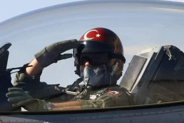 hafsagulce's tweet photo. Maske 😷
Mesafe ↔️
Temizlik 🚮
#HdpKAPATILSIN
#KahrolsunPKK
#KahrolsunpkkDestekcileri
#BebekKatiliPKK
#Meclisteterörististemiyoruz
#SelahattinDemirtaşTeröristtir https://t.co/SSM616xYq3