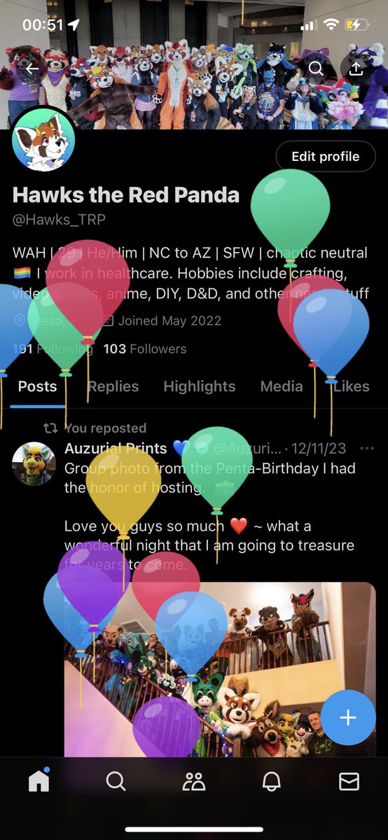 Hawks_TRP's tweet photo. OMG BLOOOONS! :3 Wah is getting old 😅 this #birthday thing needs to stop happening so often lol https://t.co/f64hAWHcrY