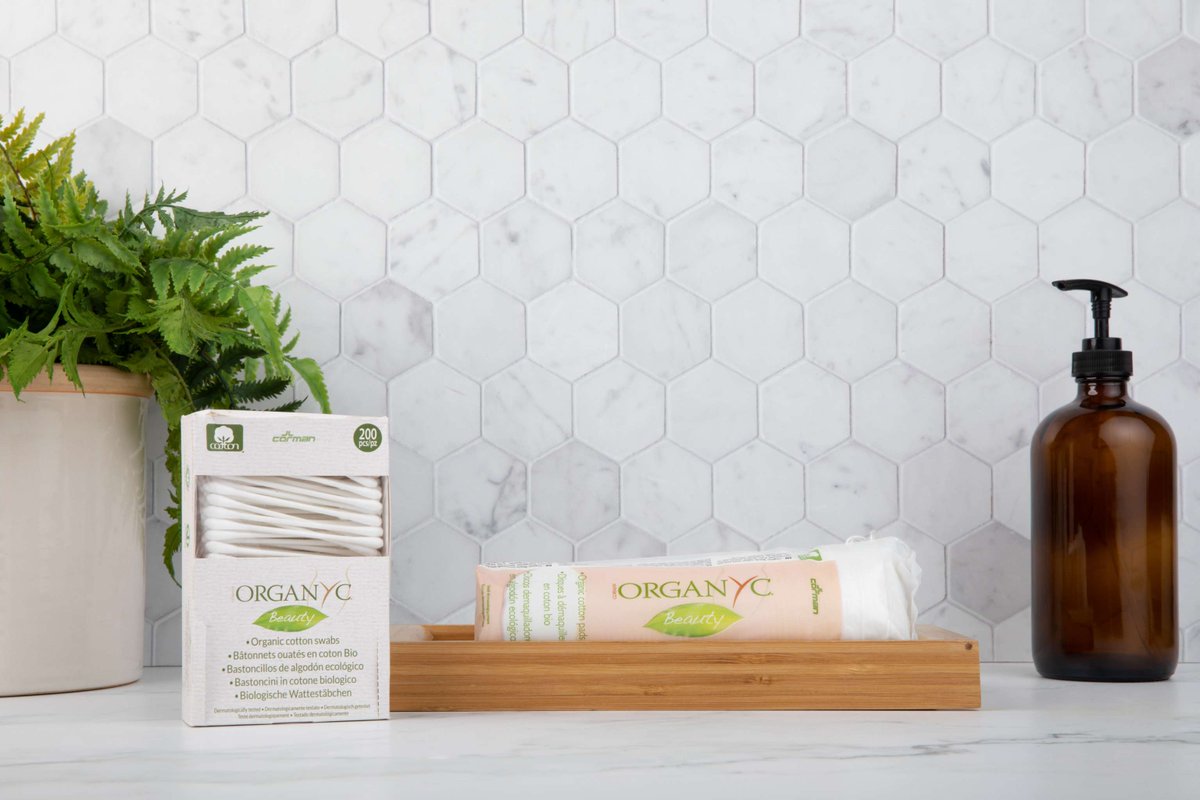 organycuk's tweet photo. Try the softest organic cotton beauty products to help you remove the Christmas party make-up  💚

https://t.co/UphZ8xRbc7 https://t.co/E3n1b5oHm5