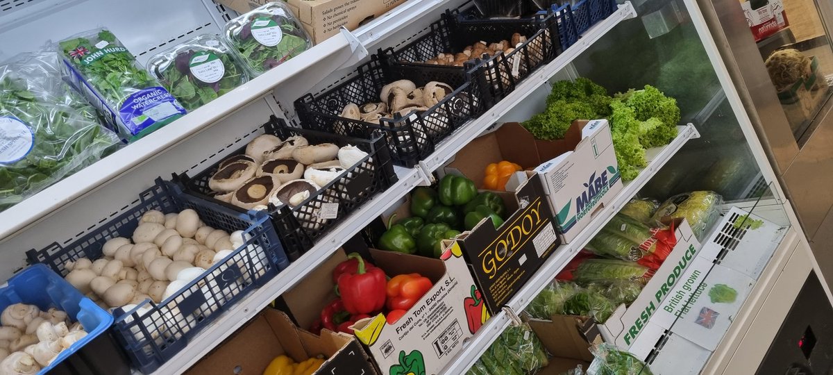 Samanthawinnet1's tweet photo. "Wow , look at all those lovely potatoes !" .. not something I say often but yes , @TatwsTrading has them ! @NFUWales #farmers #greengrocers #fruitandveg #nadoligllawen https://t.co/E0nJhSm5Og