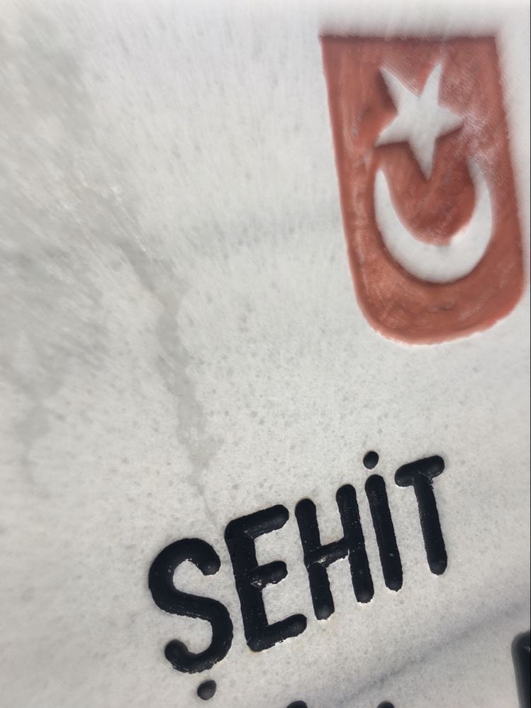 57 saniyeymiş.
- Ne diyon Ömer, ne 57 saniyesi?
+ Yüzbaşı demişti ya, 45 saniye diye. Baktım Cemil abi 57 saniyeymiş..🇹🇷