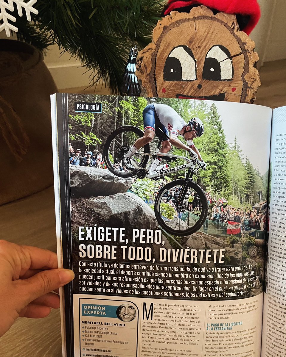 meritxellbl's tweet photo. Felices Fiestas a tod@s! 🎄🎅🏻🔋 Os dejo mi nuevo artículo que encontraréis en la revista @mountainbikerES https://t.co/a1dW0vQl1v