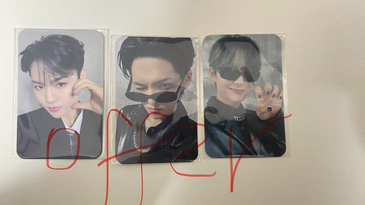 freeinmee's tweet photo. 트레저 리부트 콘서트 엠디샵 럭키드러우드 포카 양도

Sell⭕️

DM (eng/中文/한국어)
📦：준등기

최현석 지훈 요시 준규 윤재혁 아사히 도영 하루토 박정우 소정환 트레저 앨범 포카 위버스  doyoung yoshi asahi haruto jihoon junkyu hyunseok treasure reboot special fan event https://t.co/HRMuuLApzC