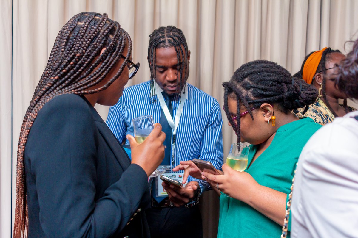 Estúdio Spades tweet media