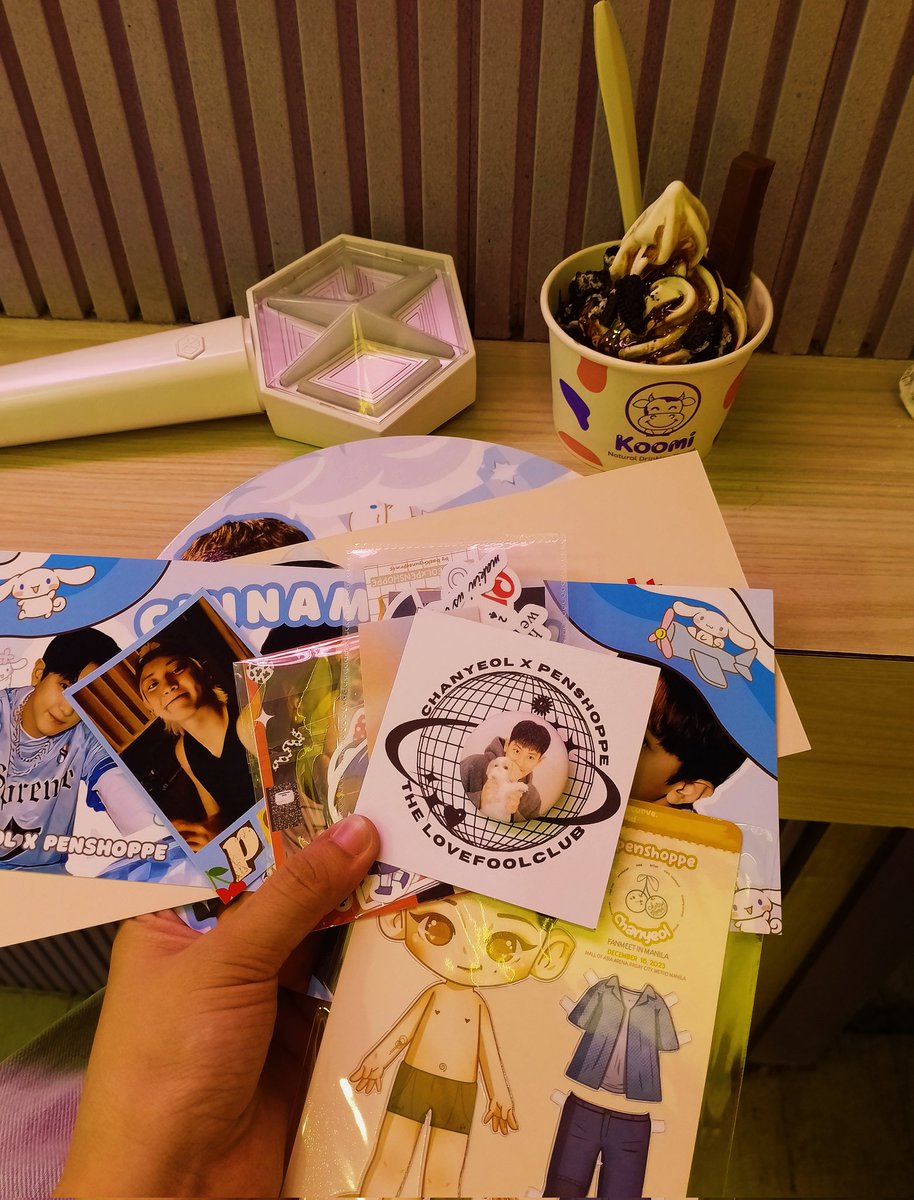 baeminmi_'s tweet photo. —Dec. 16th, 2023

Nakita ko ulit si Chanyeol after a few months from last EXO-SC FanCon. I had a blast, pre-birthday celeb na rin. And I'm so thankful sa lahat ng exo-ls na nakasama ko that day. Hope to see you again! See you when I see you. 🫶🏼🍒 https://t.co/W7E2FXkGPA