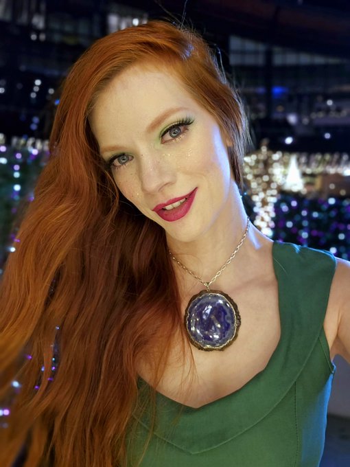 May all your days be merry and bright 💖 https://t.co/NR4Y2p3o4w<a href="/tag/mvsales"class="tags"><span>#mvsales</span></a>