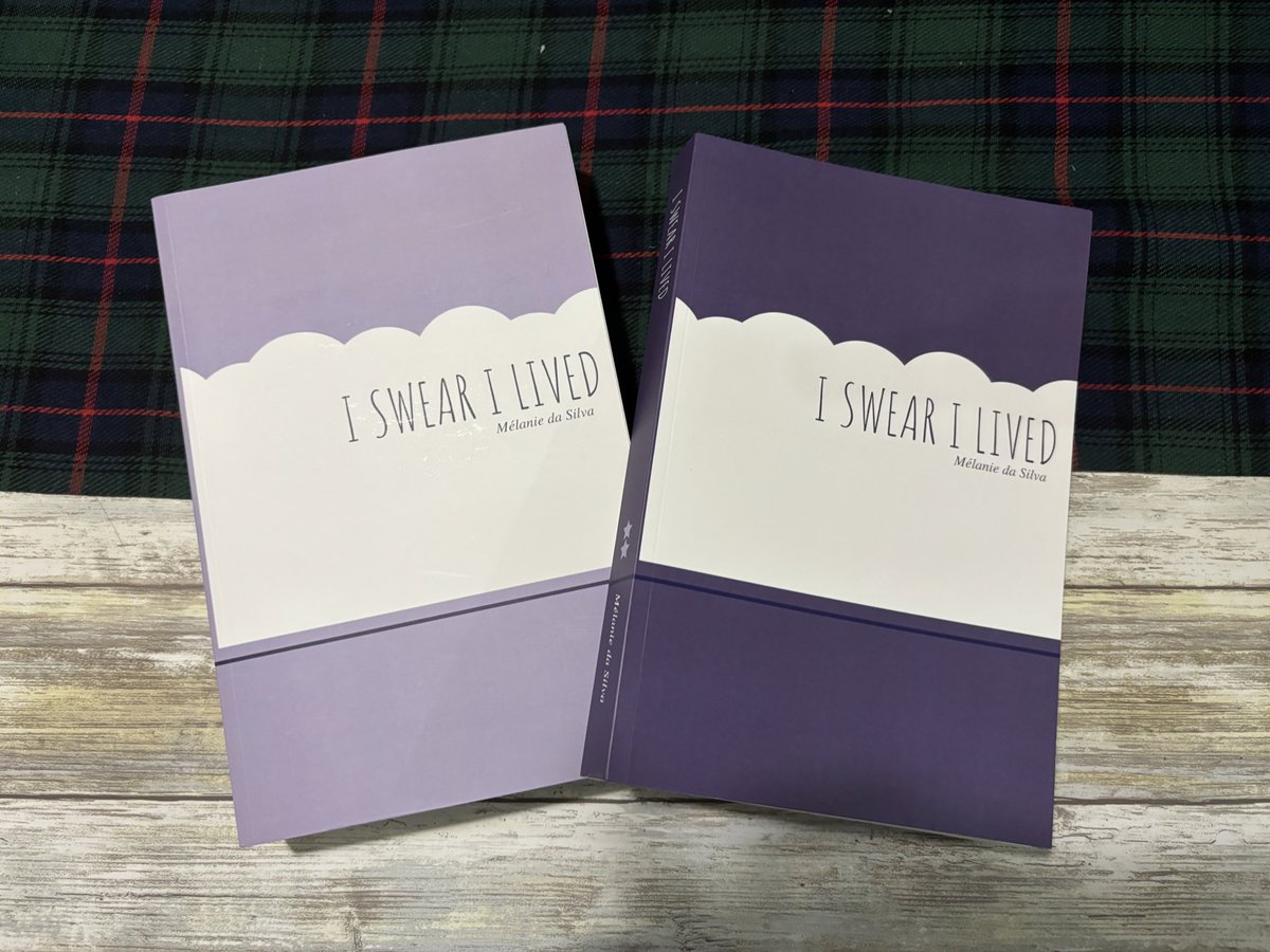 Concours 🎄 
Je vous propose de gagner les tomes 1&amp;2 de I Swear I Lived. Pour participer, il vous suffit de suivre mon compte et de retweeter ce post 🎁 
Je tirerai au sort le 25 décembre ♥️