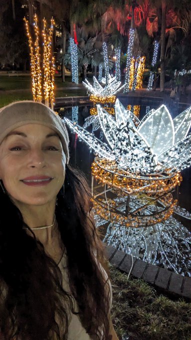 Happy Holidays giving you the biggest hugs https://t.co/GVL0TwhDe9<a href="/tag/selflove"class="tags"><span>#selflove</span></a><a href="/tag/desire"class="tags"><span>#desire</span></a><a href="/tag/sensuality"class="tags"><span>#sensuality</span></a><a href="/tag/fantasyworld"class="tags"><span>#fantasyworld</span></a><a href="/tag/roleplayfun"class="tags"><span>#roleplayfun</span></a>