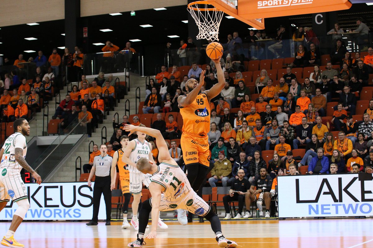 Karhubasket tweet media