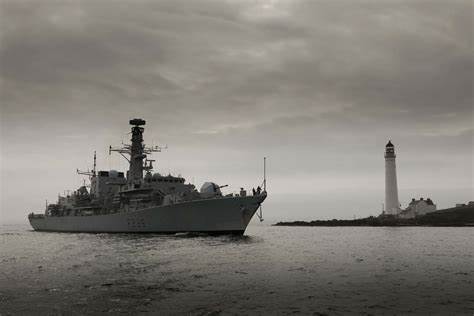 #OnThisDay 2023 the Type 23 Frigate HMS MONTROSE decommissioned @HMNBPortsmouth after 29 years of service. Despite being a @HMNBDevonport based ship she spent her last 4 years of operational service forward deployed in the Gulf under @UKMCCMiddleEast