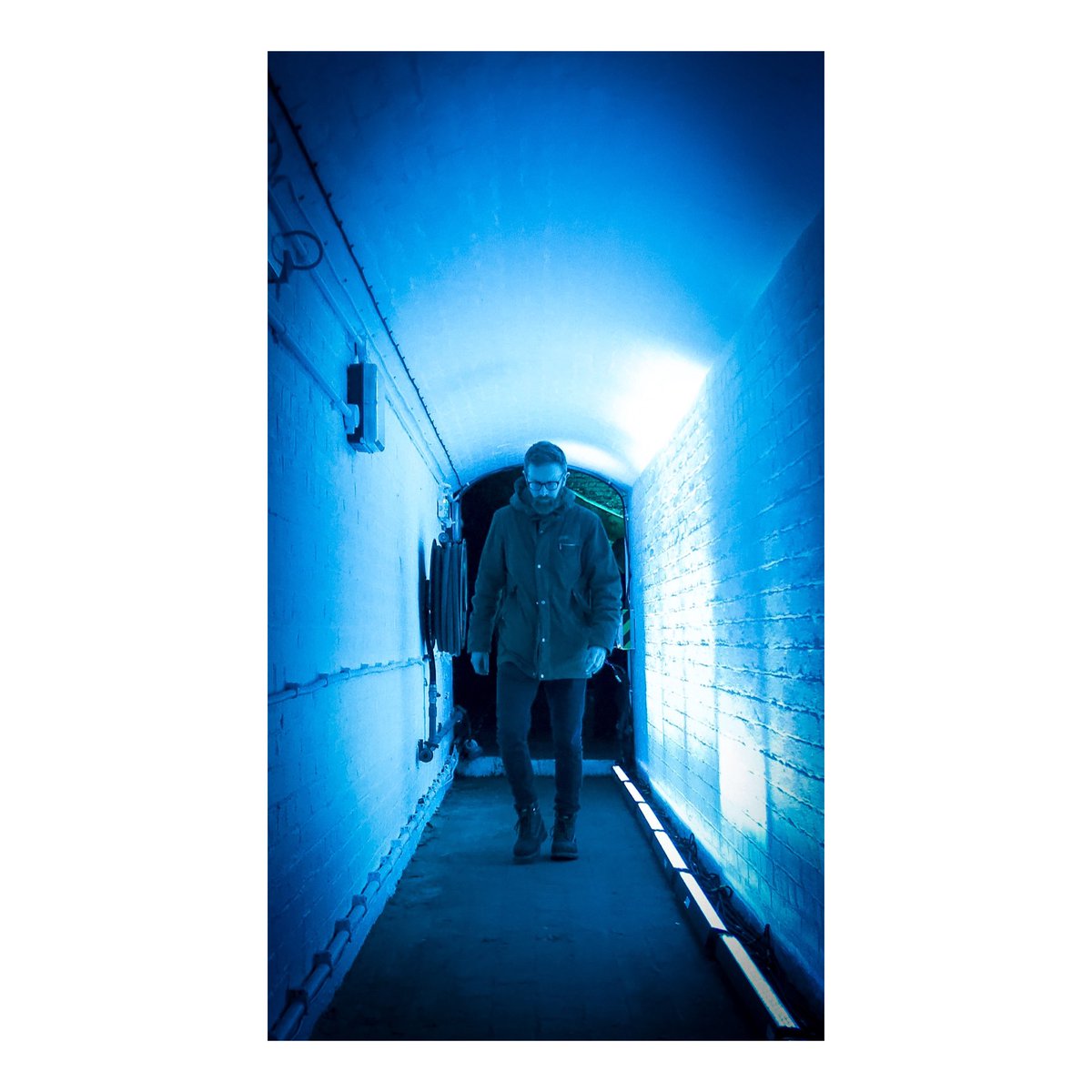jonmarmstrong's tweet photo. A 2019 project, collaborating with projection mapping artists deep underneath the Thames. 
Lighting design to dress the hidden spaces of Tower Bridge, to tell stories, and as a volumetric tool for immersive experience. 

#lightingdesign #lightingdesigner #lightdesign #lichtdesign https://t.co/A8aI4Bk4ZN