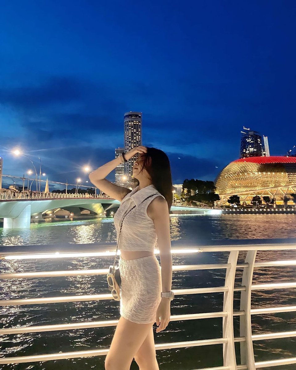 invincibly euphonize
Tôi là một người phụ nữ yêu đời, sở thích làm đẹp và thích thể thao. Bạn có muốn trở thành người bạn đồng hành của tôi không?