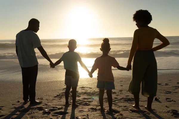carlos_gestalt's tweet photo. A deep longing to connect and bond with others can also be fraught with challenge. Festive periods can highlight such challenges. I work to make sense of what is within the turmoil so as to live more peacefully. #psychotherapy #counselling #family #innerchild #beckenham https://t.co/ss8u7I49Wf