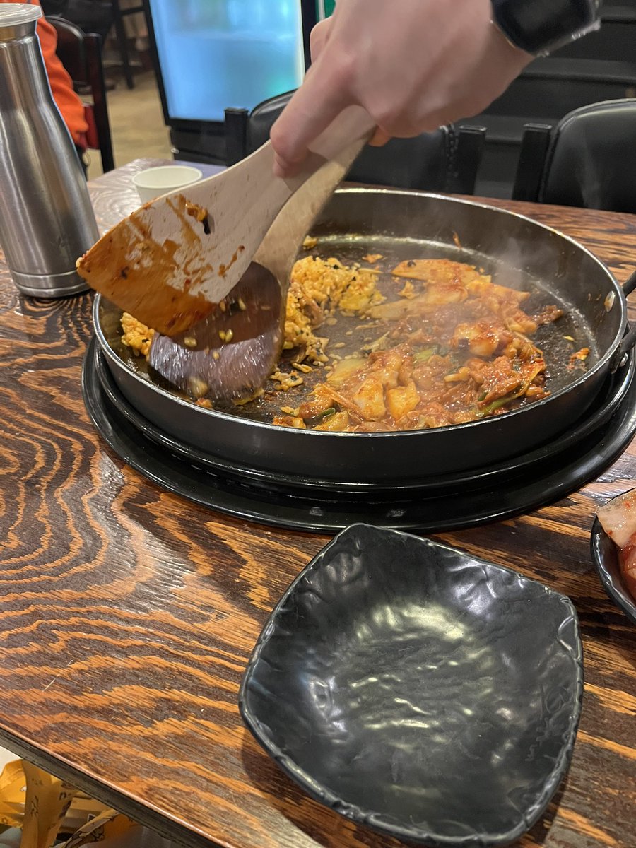 今回の渡韓の全ての肌管理を終え、
懐かしの明洞のユガネ来た🇰🇷
前にみんなで来たんだけど、あの時はなんだ？
6Nights⁇中止になったやつ？