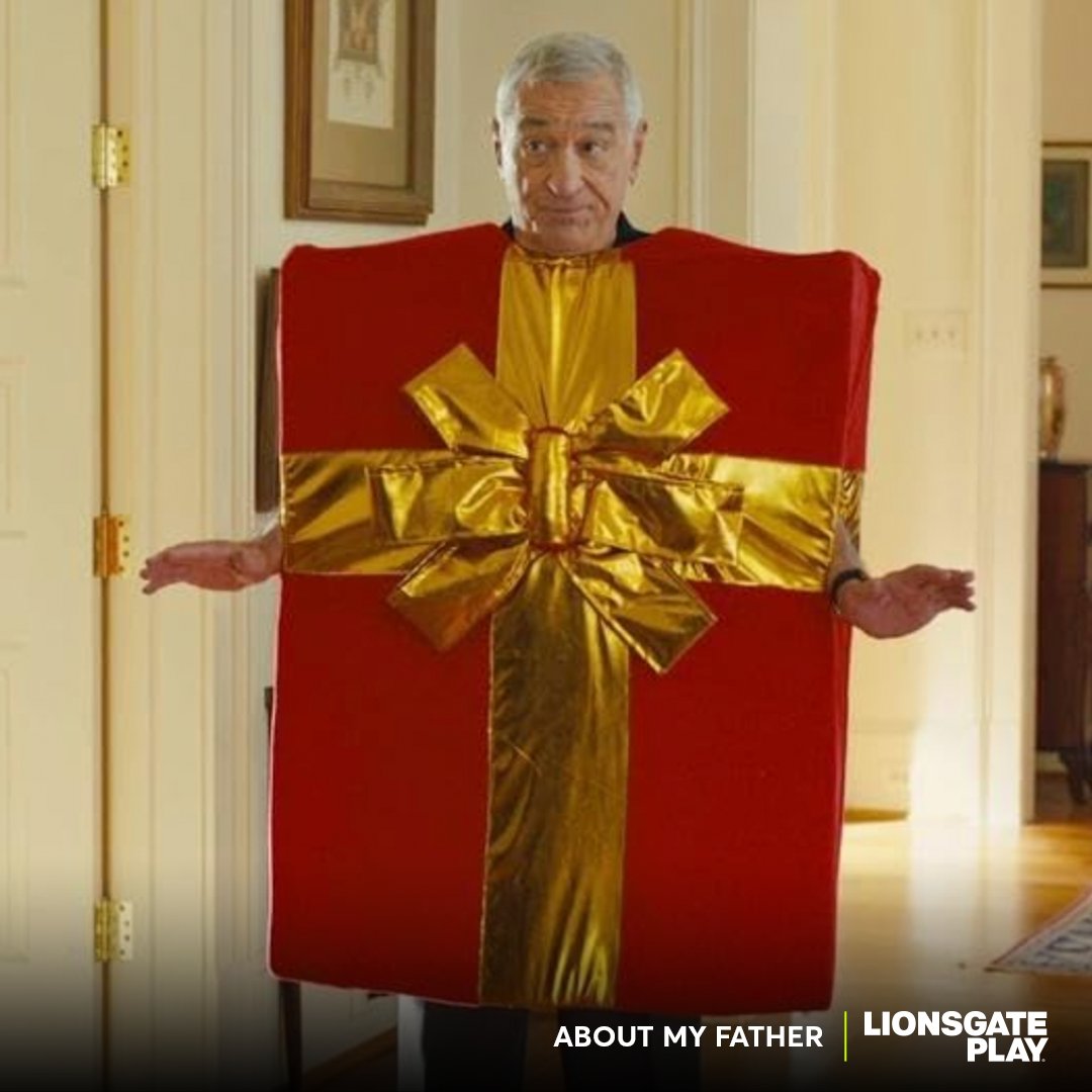 lionsgateplayIN's tweet photo. Robert De Niro as a Christmas present is the cutest thing you'll see on the internet today😍😭
#AboutMyFather #Christmas2023 https://t.co/FEkbEqXRcm