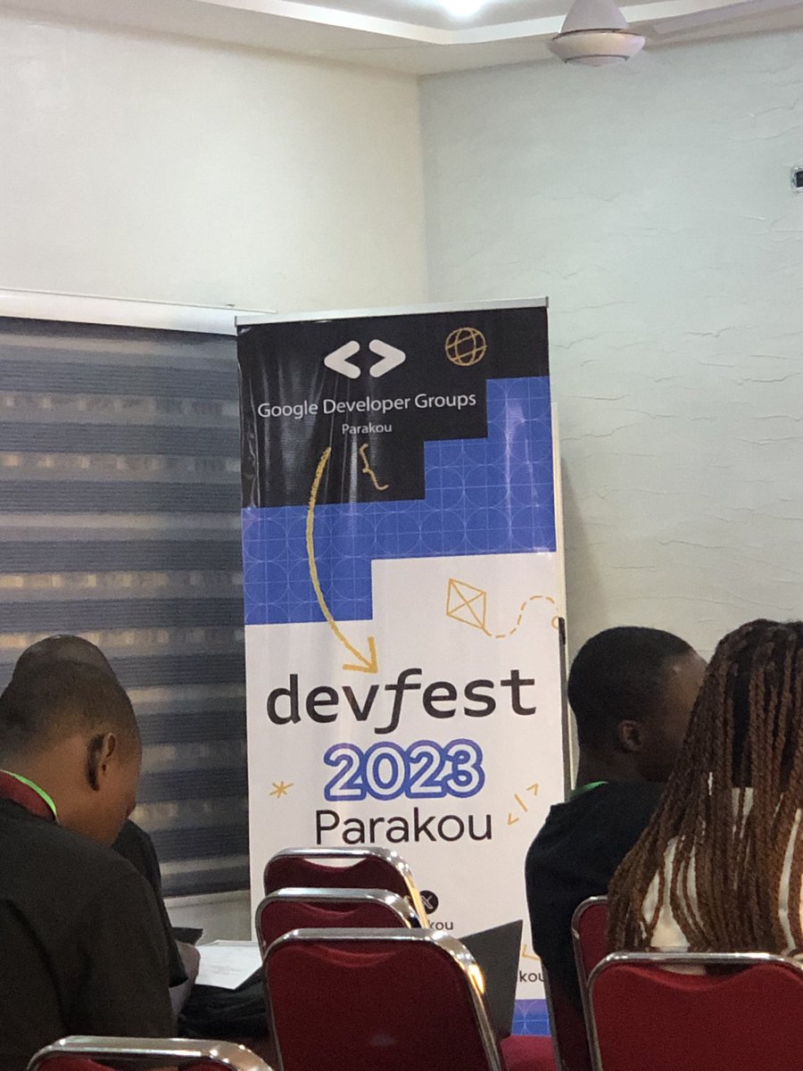 @BienvenuZinse est au  #devfest2023 @GDGParakou