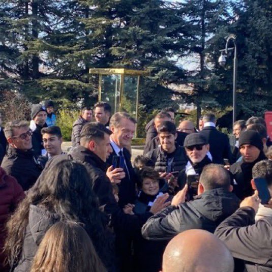 ⚫️🔴⚪️ Beşiktaş Başkanı Hasan Arat, Anıtkabir’de Atamızın huzurunda..🇹🇷