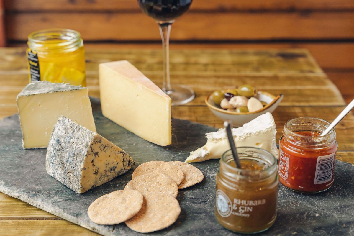 HelloDorking's tweet photo. These are the perfect cheeses for your Christmas table. 🧀
(Especially if you want something a bit different and absolutely delicious).
To pick up all the cheese you’ll need for Christmas, New Year and all the parties in between, visit @HolmeStores 

📸: Henry Catling https://t.co/jg34n3SUaV