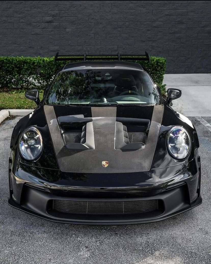 Jordan92338366's tweet photo. 992 Weissach GT3RS https://t.co/eQWqkwjix3