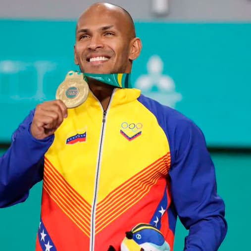 Mejores momentos del deporte Venezolano en 2023

Andrés Madera que se desempeña en Karate, consiguió este año medalla de Oro en Juegos Centroamericanos panamericanos.

Gano el Campeonato panamericano y el iberoamericano.