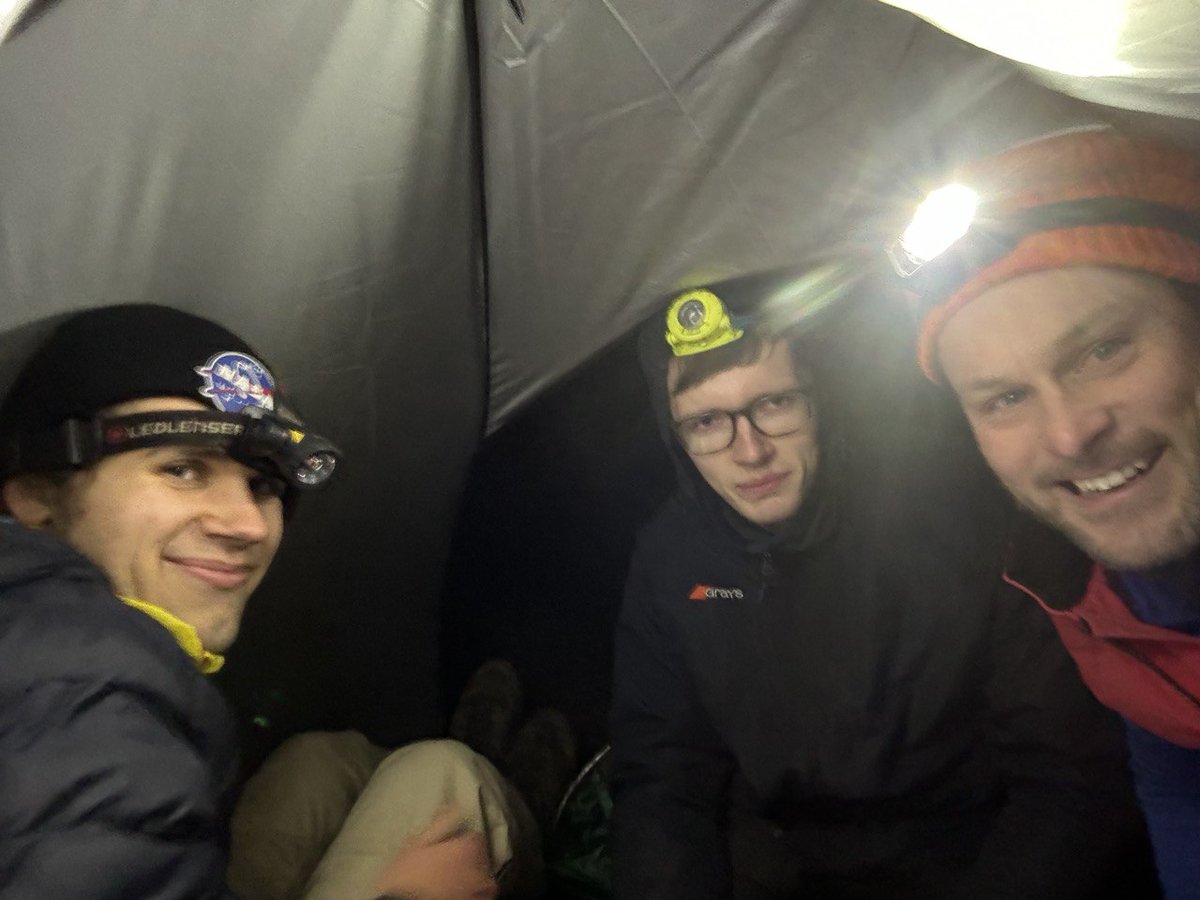 theRSGB's tweet photo. ๐ Well done Jared, 2E0JFJ & Chris, MW0OMK who, together with RSGB Dir Ben Lloyd, GW4BML, activated SOTA summit Stingwern Hill as part of @hamyota month. Regardless of challenging weather, they managed a good pile up on 80m & 160m bands whilst operating GB23YOTA.
#hamr #DYM23 https://t.co/BO9rTarORW