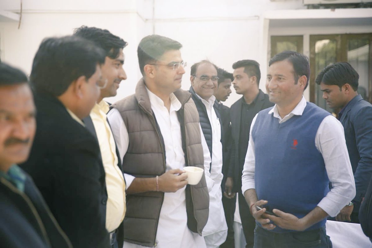 Ranno_kamar's tweet image. #समय हर समय को #बदल देता बस #समय को थोड़ा #समय दों.........✌️🤝
@SachinPilot