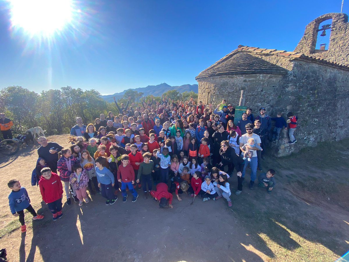 AmpaFrigolet's tweet image. Gràcies a totes les famílies participants!

Moltes gràcies també a totes les empreses col·laboradores: 

@forndecorts 
@fruitesbadia
@jordiramoncarrerassl
@canpaliro
@albacolonies
@padecanmaula
@comercialriera
@ferrer_cong
#carnsfrigolebosch
#ajporqueres #ajuntamentporqueres