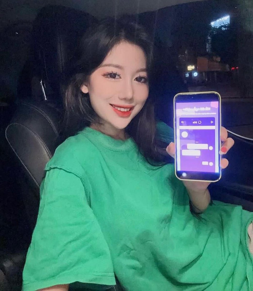 gingkgo unroll journey
Tôi là một người phụ nữ yêu thích văn hóa và muốn tìm một người đàn ông đặc biệt để cùng tham gia vào các hoạt động nghệ thuật. Bạn có muốn cùng tôi khám phá vẻ đẹp của nghệ thuật không?