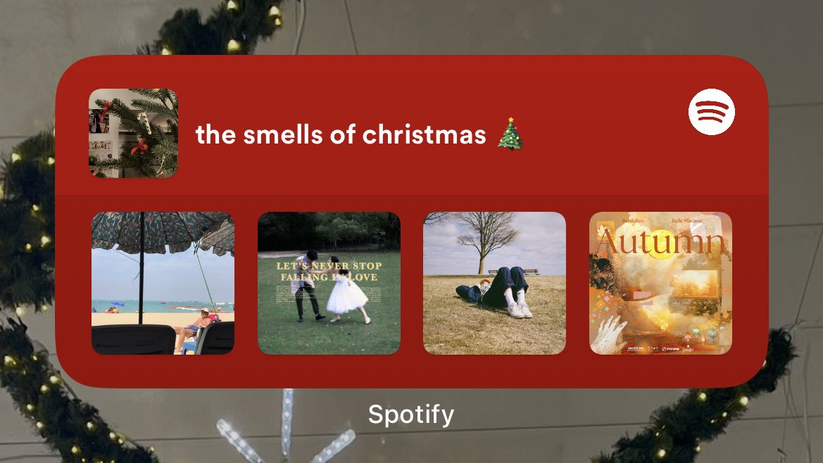pasteinplace's tweet photo. 🎅🏻🧃🏡☃️🎄 https://t.co/2sr9Ke6FYX