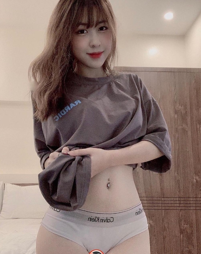 Sheigh461257's tweet photo. intercensal epitaxial nutria
Tôi là một người phụ nữ yêu âm nhạc và nghệ thuật. Anh có muốn cùng tôi thưởng thức những điều này không? https://t.co/wmzvUj7CfS