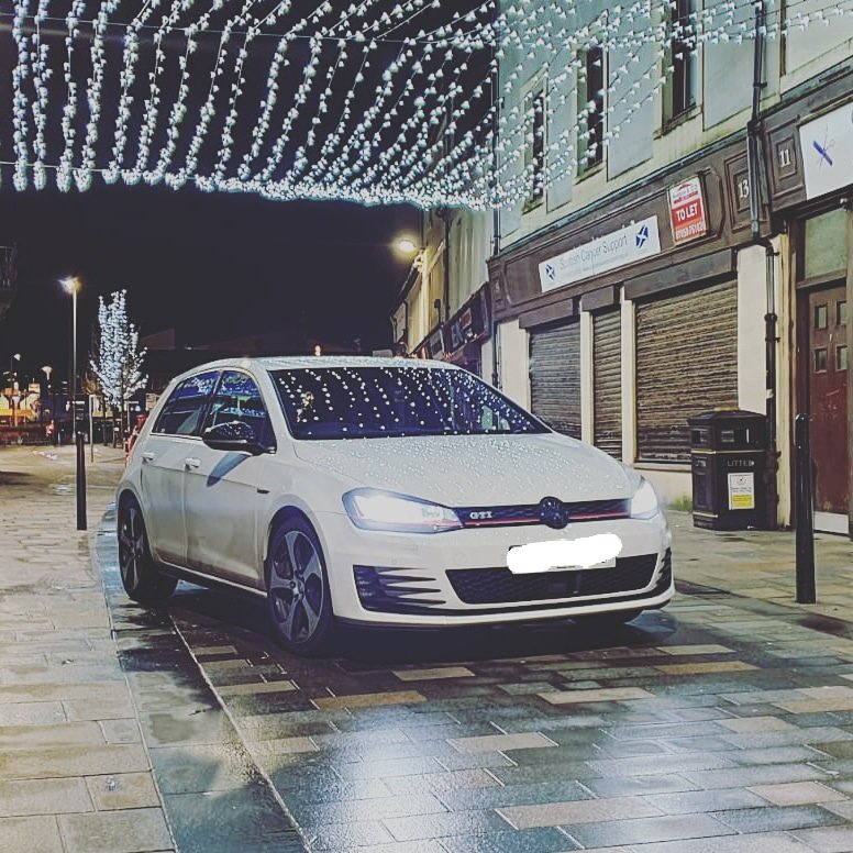 scottishstreamz's tweet photo. @Syndicate I already have my dream car and I'm so happy with it, but if I was to pick my ultimate goal in life its got to be the gt3 rs 😍 https://t.co/ADLolnxw9q