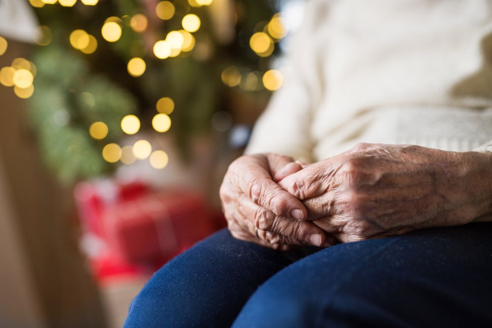 Some people find the festive season a particularly lonely time. Those who have lost a loved one or who are estranged from friends or family may be affected. If you’re feeling lonely it’s important to know that help and support is available: orlo.uk/m49N8