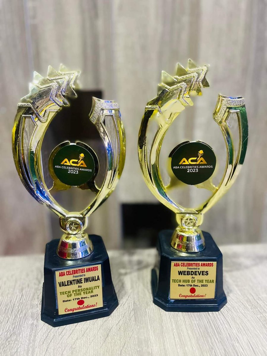 iwualaval's tweet photo. Thank you Aba community for this award.
#TechPersonalityOfTheYear
We go again next year.
#abacelebritiesawards2023 https://t.co/u8IwAC3Aqi