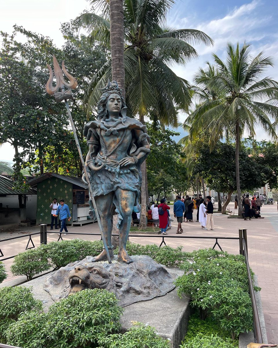 IndianEmplConf's tweet photo. Shiva🙏
Isha,Coimbatore ❤️ https://t.co/E9qYHm2nYb