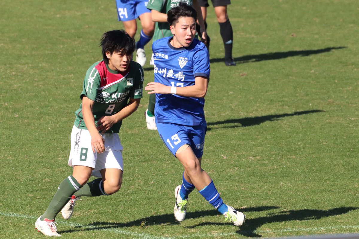 pr___f0011's tweet photo. 2023.12.07
MCCスポーツpresents 2023年度 第72回 全日本大学サッカー選手権大会 1回戦
常葉大学vs鹿屋体育大学
＠ AGFフィールド(0-1)

No.13 畠中健心選手

#鹿屋体育大学サッカー部 https://t.co/9RLD0a9XRP