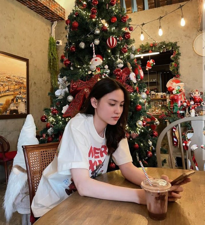 noscartoyour's tweet photo. Ho ho ho ho...
Santa Torfan is here🤩🥰 🎄🎄🎄
#friendtf @yeojapfriend https://t.co/bDVTbPHEA4