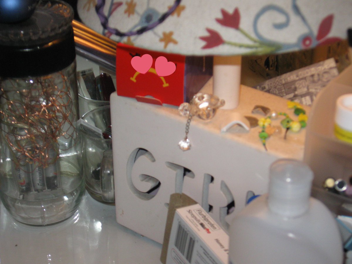 024diary's tweet image. mom gave me her digicam .ᐟ
so excited to exhaust this when the new term starts 💒