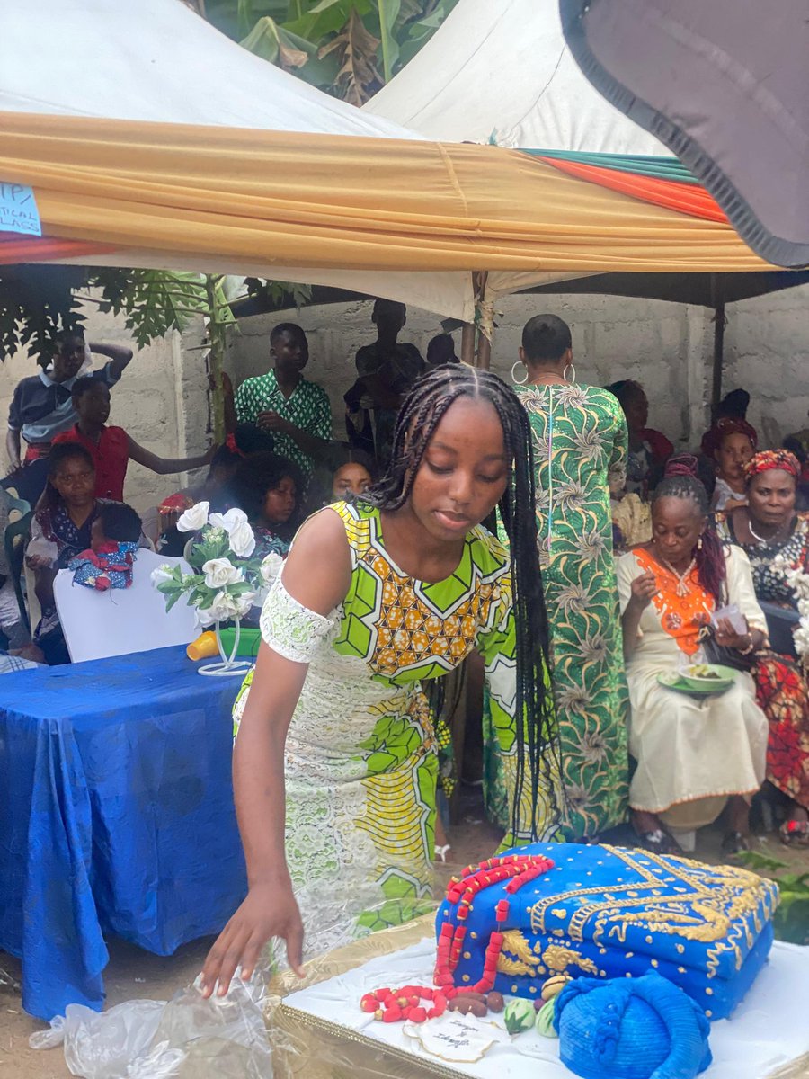 Better posted late than never
Your Baker girl was at Ikot Ekpene LGA on Thursday for cake duties 😌❤️

#AkwaIbomTwitter