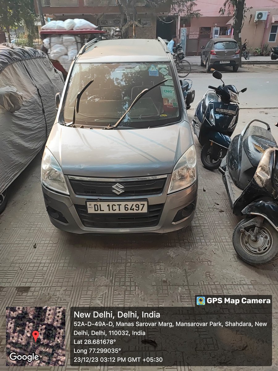 dk_nigam's tweet photo. @fastagofficial I had recvd msg thru paytm that Rs 215/= has been deducted at a toll plaza in punjab while my car is parked at Shahdara Delhi. Attaching pic of both. I want my money deducted back as this is gross mistake from your side https://t.co/zgnuTB8KG7