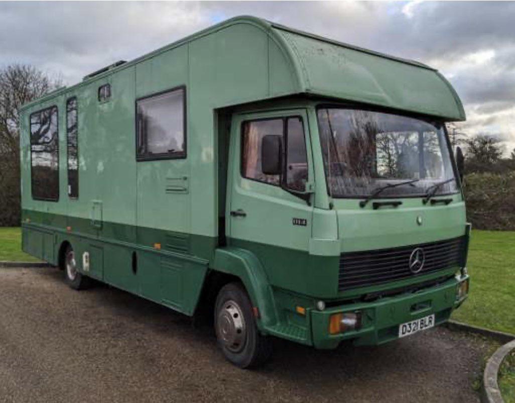 uppy1969's tweet image. Tempted at £4k - £6k at auction! But what an interior thou! 
#Mercedes #Brassic