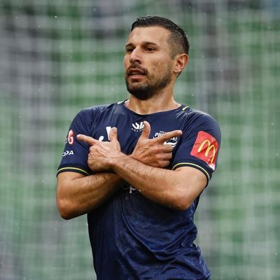 Kosta Barbarouses was 10 minutes late to the post-match media conference because his team-mates wouldn’t stop singing, “Kosta’s on fire, your defence is terrified” in the sheds. They’re loving this. 

<a href="/WgtnPhoenixFC/">Wellington Phoenix 🔥</a>