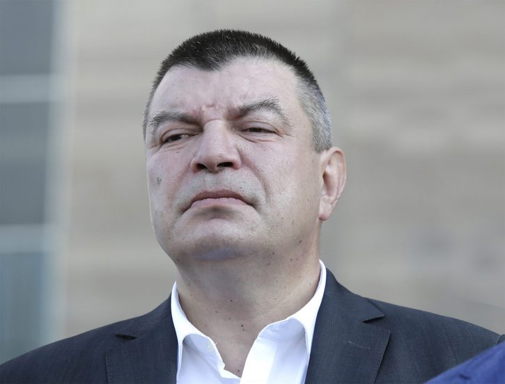 Napredno zlatno doba..
Racun za struju novembar 2022.g
potroseno ukupno 628 kW..
4.943,00 RSD..
Novembar 2023.g potroseno 610kW..
9.132,00 RSD..
Manje kilovata potroseno a račun skoro duplo veći..ili ti tacnije 84,57%..
Fala Mićo..