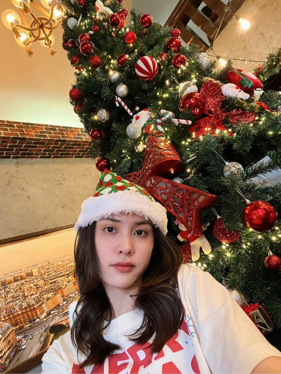 senapati_r70835's tweet photo. Merry Christmas cool daddy friend hava a beautiful day your all wish comes true on this Christmas Eve 🎄🎆 
@yeojapfriend 
#friendtf
#torfan
#friendbecky https://t.co/T0xrm8OliS