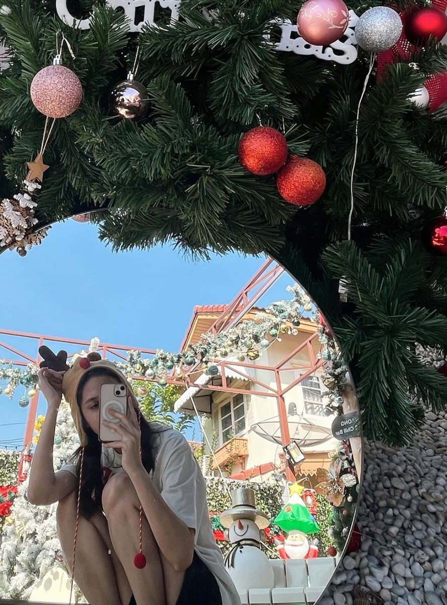 senapati_r70835's tweet photo. Merry Christmas cool daddy friend hava a beautiful day your all wish comes true on this Christmas Eve 🎄🎆 
@yeojapfriend 
#friendtf
#torfan
#friendbecky https://t.co/T0xrm8OliS