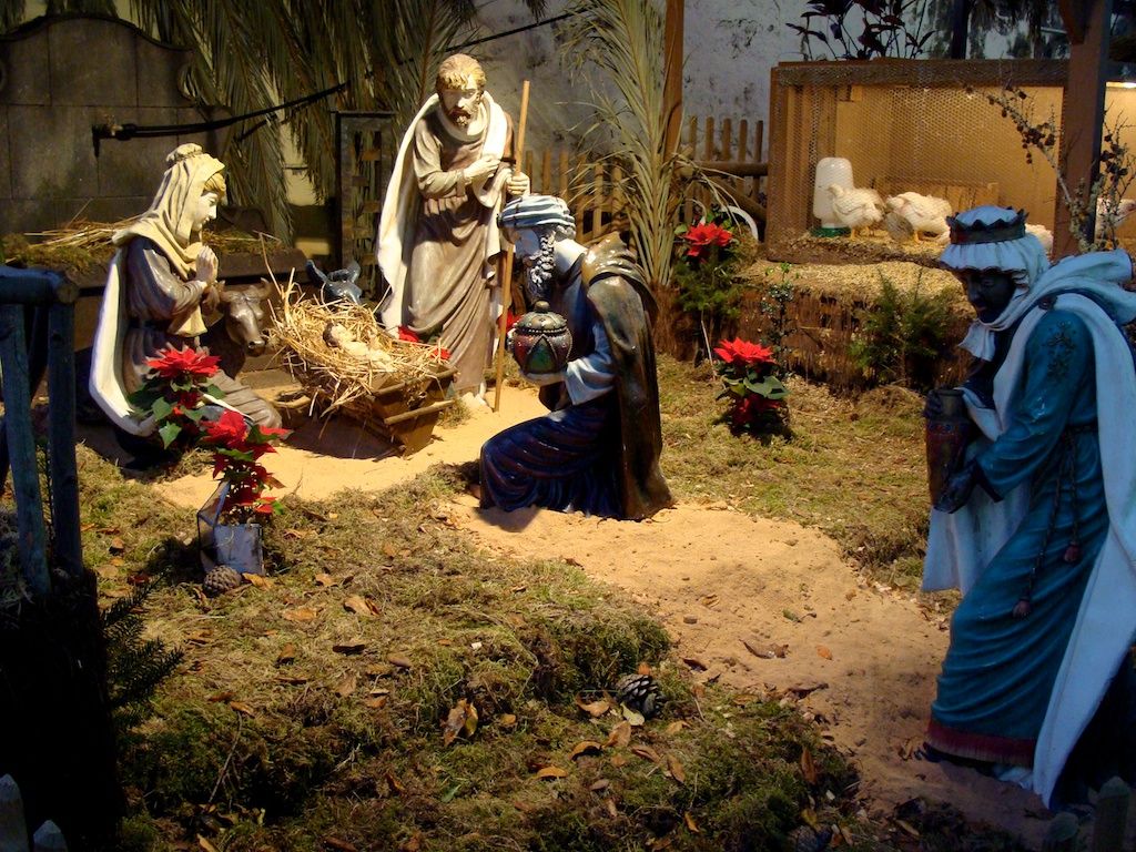 JerseyICC's tweet photo. What does Christmas mean to your culture?

See how Nicola de Jesus, Head of Customer Experience for Customer and Local Services, celebrates her culture this Christmas: https://t.co/F1ls6iaGXx

#Community #Culture #Christmas https://t.co/DfUHL0Tpgr