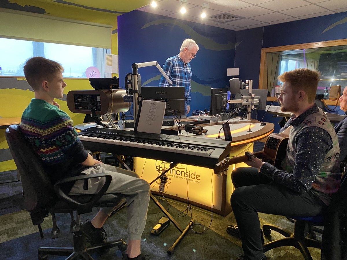 Seánie Bennett © (@bennettseanie) on Twitter photo About to go live on <a href="/ShannonsideFM/">Shannonside FM</a> with <a href="/chamcgettigan/">Charlie McGettigan</a> on #TheSaturdayConnection
<a href="/PadraigBennett/">Pádraig Bennett Music</a> <a href="/CathalBennett08/">Cathal Bennett</a> 🎄 About to go live on <a href="/ShannonsideFM/">Shannonside FM</a> with <a href="/chamcgettigan/">Charlie McGettigan</a> on #TheSaturdayConnection
<a href="/PadraigBennett/">Pádraig Bennett Music</a> <a href="/CathalBennett08/">Cathal Bennett</a> 🎄