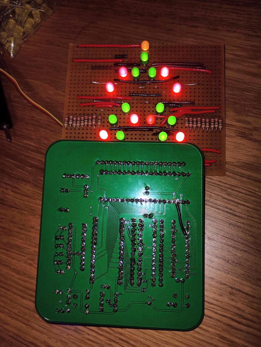 drogon's tweet photo. Added the VIA plus the chip select wire which I forgot to route (Doh!), made up a board with some LEDs and later today I'll add "wiring" into my TinyBasic for it... https://t.co/eHyzryu6FU