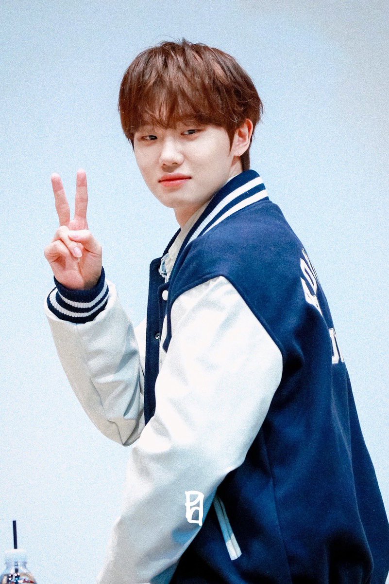 𝐩𝐩. tweet media